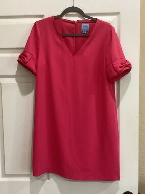 CeCe Hot Pink V-Neck Short Sleeve Shift Dress